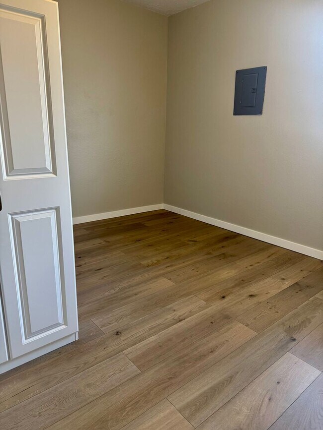 Foto del edificio - Newly Remodeled Southside 2B house with Garage