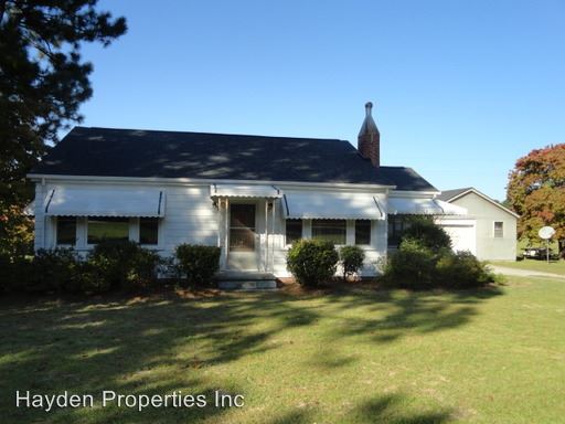 Building Photo - 1800 Hylan Ave