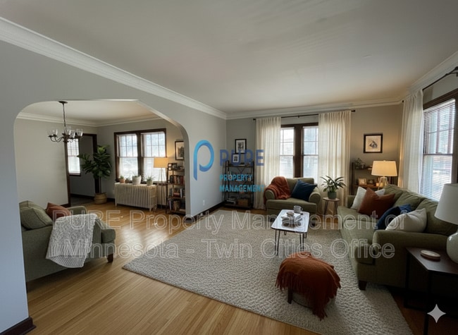 Building Photo - 4729 Chicago Ave