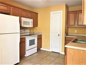 Building Photo - 505 W Forest Dr