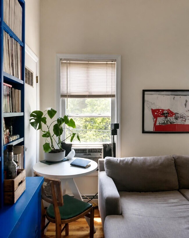 Foto del edificio - 382 2nd St