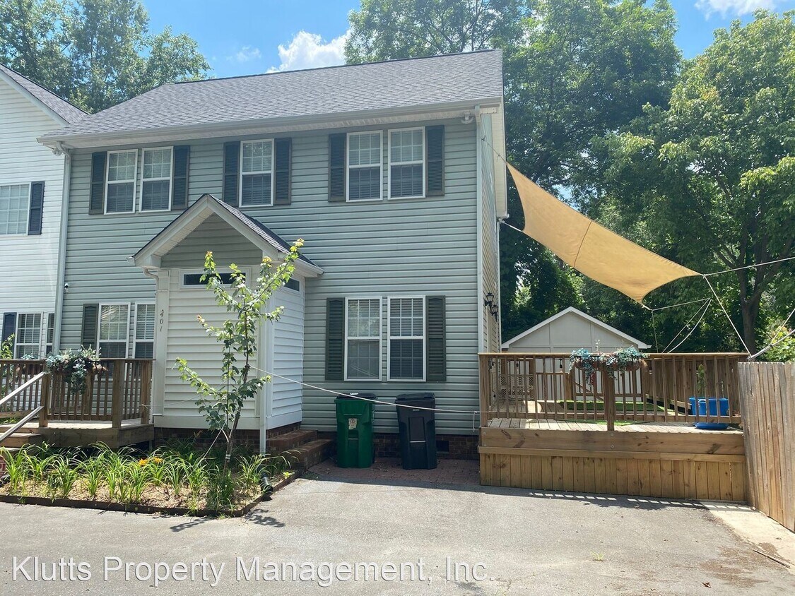 Primary Photo - 2 br, 2.5 bath House - 401 Tranquil Avenue
