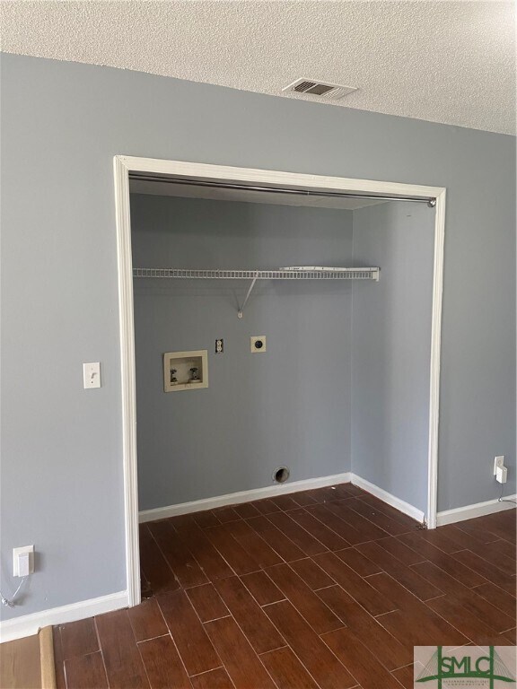 Foto del edificio - 131 Clearwater Ln