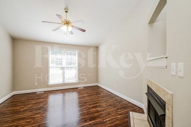 Foto del edificio - 136 Monroe St NW