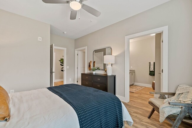 Interior Photo - Reserve at Greenwood