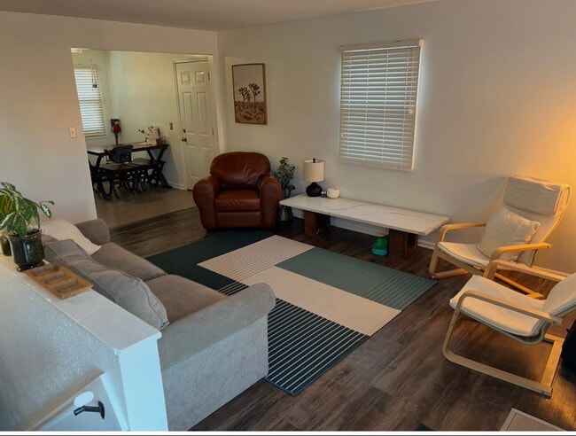 Building Photo - 3719 Kalamazoo Ave SE