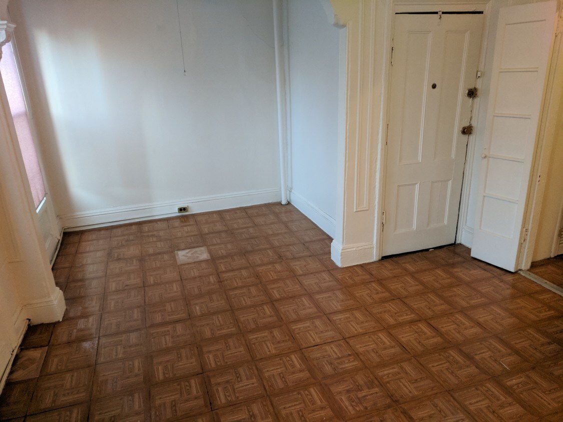 Primary Photo - 148 Clifton Ave