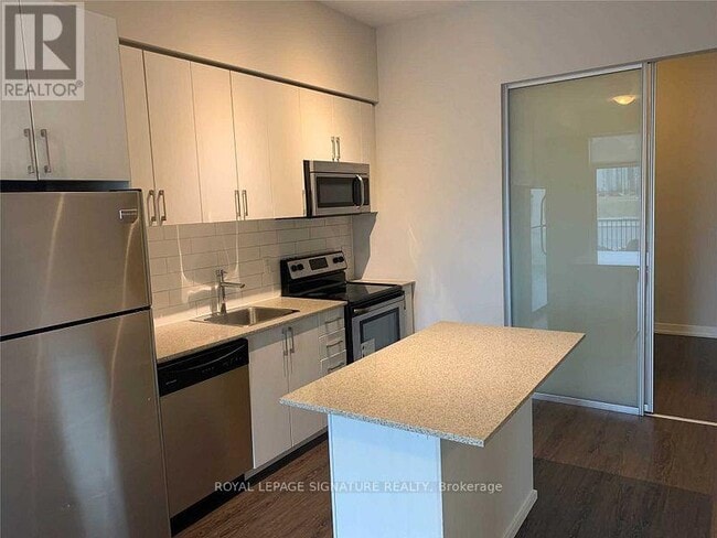 Building Photo - 2550 Eglinton Ave W