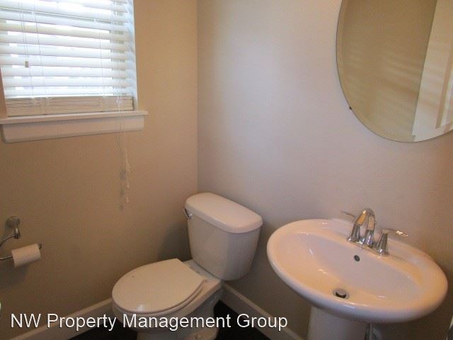 Building Photo - 3 br, 2.5 bath House - 10035 1st Street NE