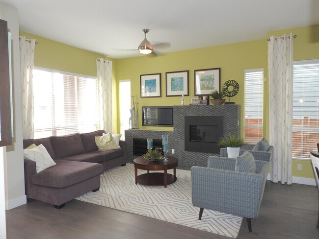 Building Photo - Central Park Home for Rent