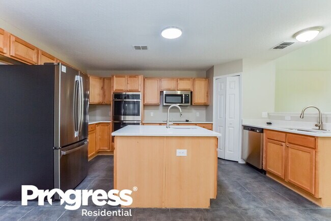 Building Photo - 2279 Tealwood Circle