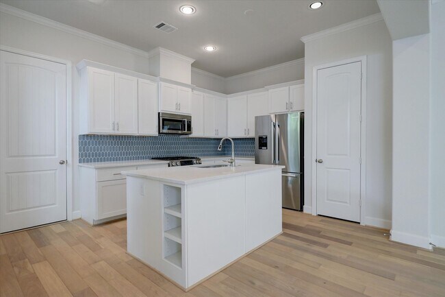 Foto del edificio - 945 Wakefield Dr