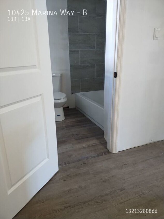 Building Photo - Fully Renovated 1/1 in West Boca Raton in ...