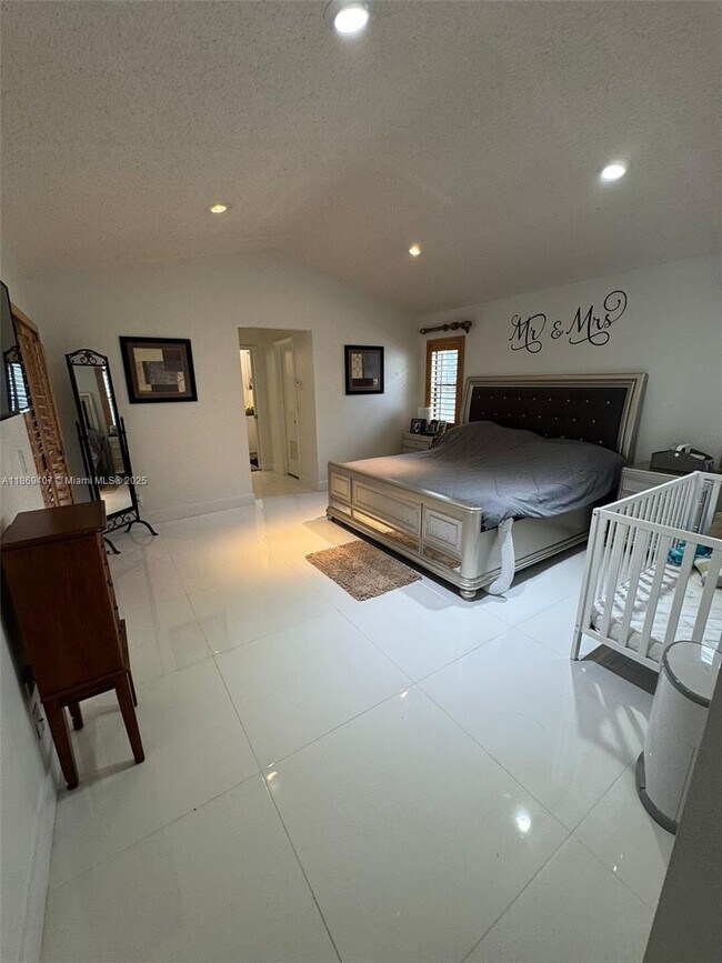 Foto del edificio - 260 NW 121st Terrace
