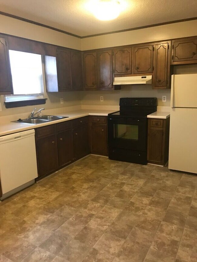 Building Photo - Townhouse For Rent In North Augusta