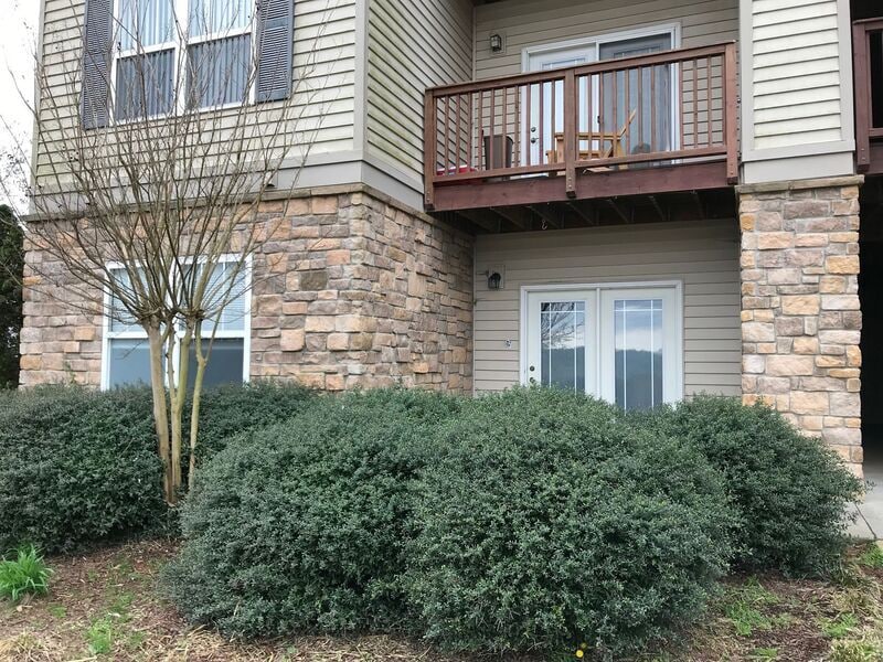 Foto principal - 1601 Harts Ridge Dr