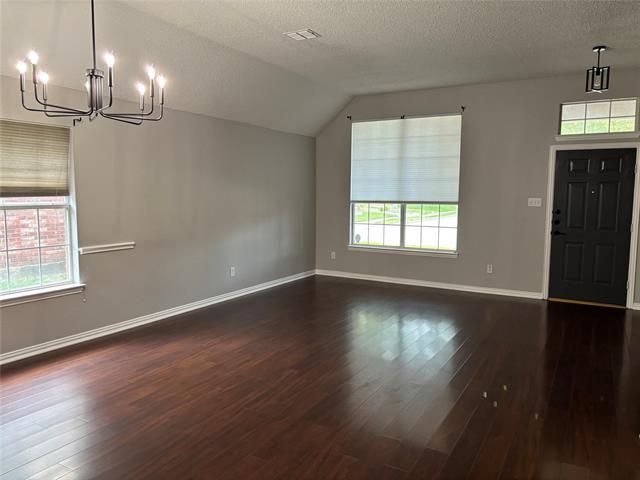 Building Photo - 8026 Palisades Dr