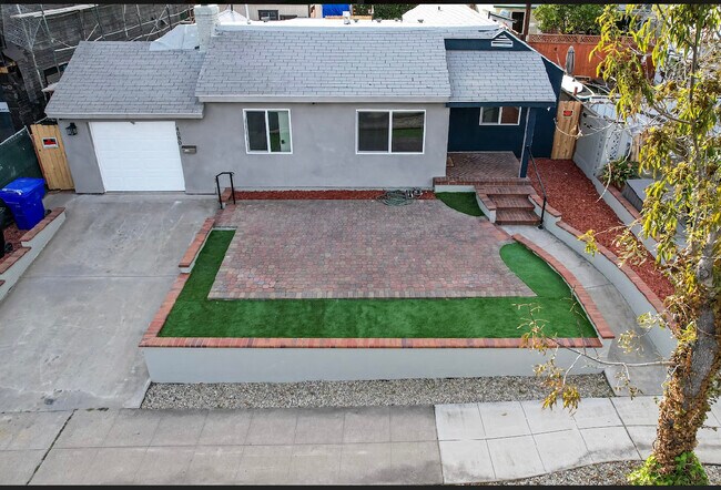 Building Photo - 4080 Sequoia St