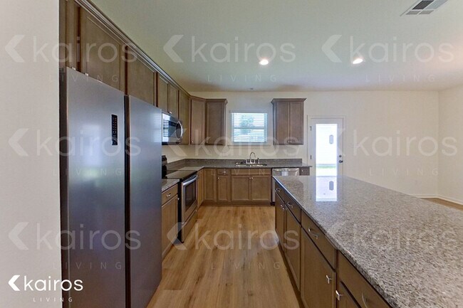 Building Photo - 115 Teddy Ln