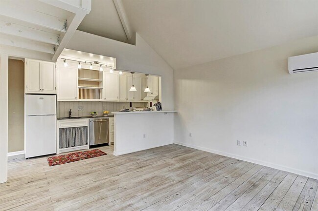 Foto del edificio - 1524 Columbia St