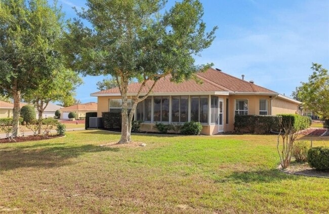 Building Photo - 10003 SW 90th Loop