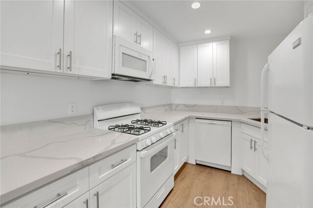 Foto del edificio - 1117 Linden Ave