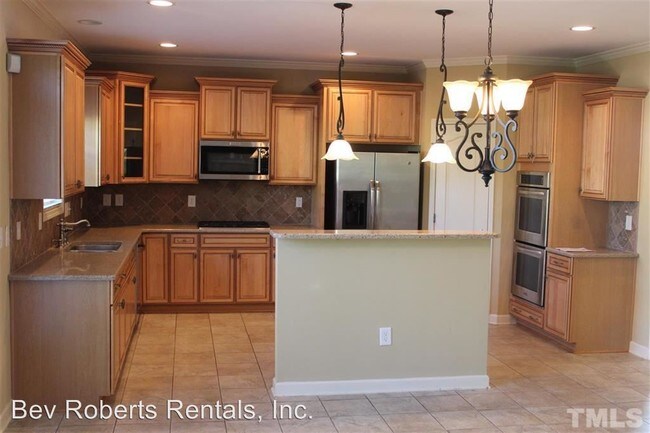 Building Photo - 6 br, 4 bath House - 4811 Homeplace Drive