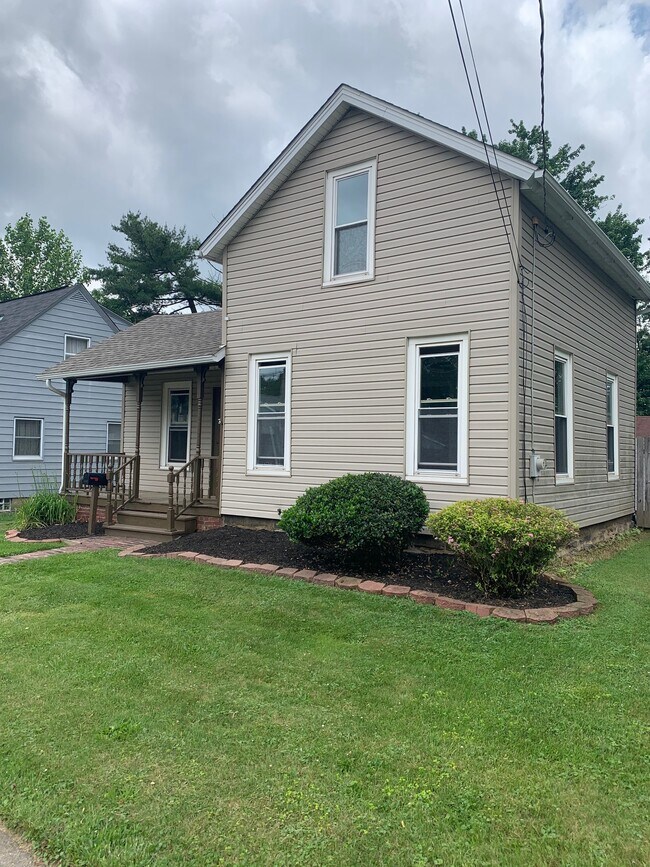 318 N Lyman St, Wadsworth, OH 44281 House Rental in Wadsworth, OH