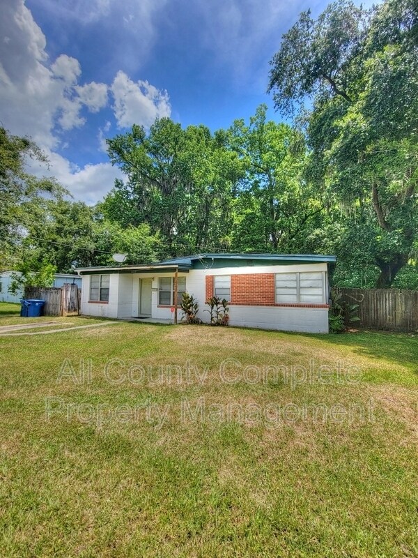 10519 Biscayne Blvd, Jacksonville, FL 32218 House for Rent in