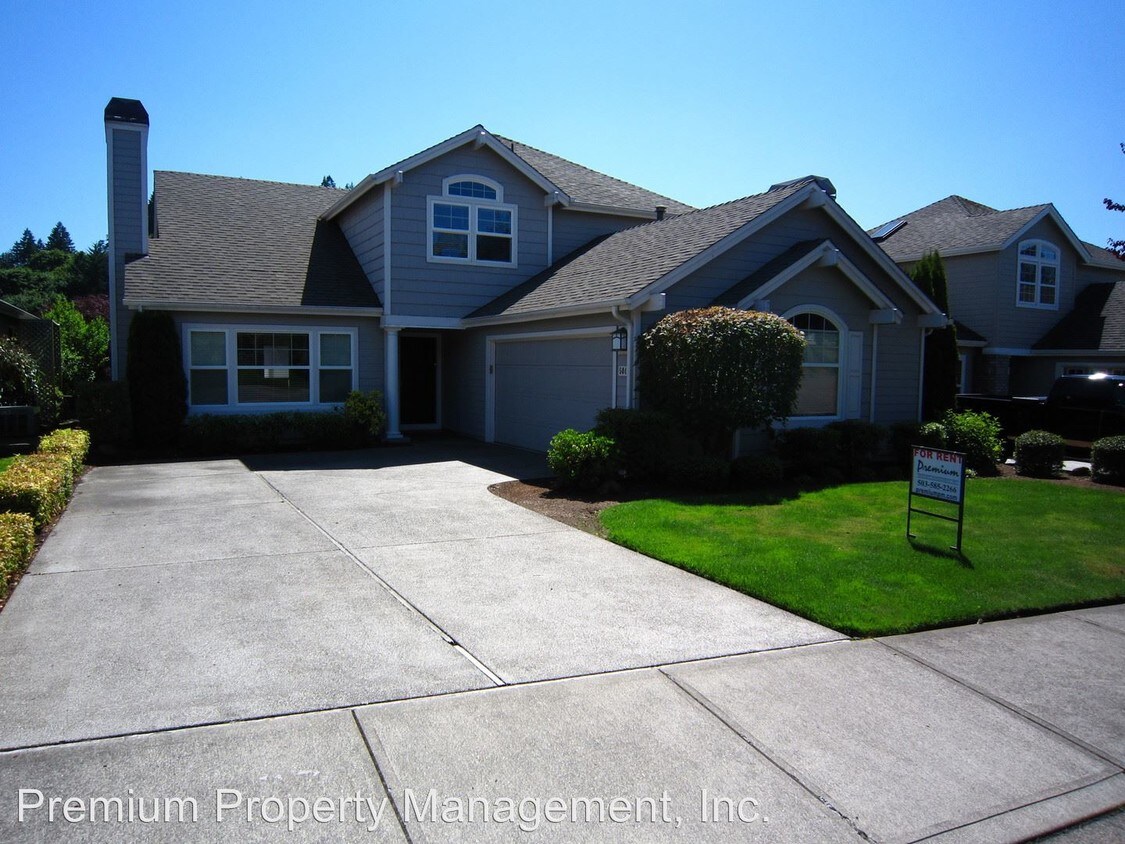 Primary Photo - 504 Creekside Dr SE