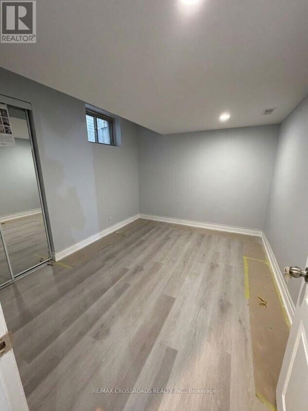 Building Photo - 63 Stannardville Dr
