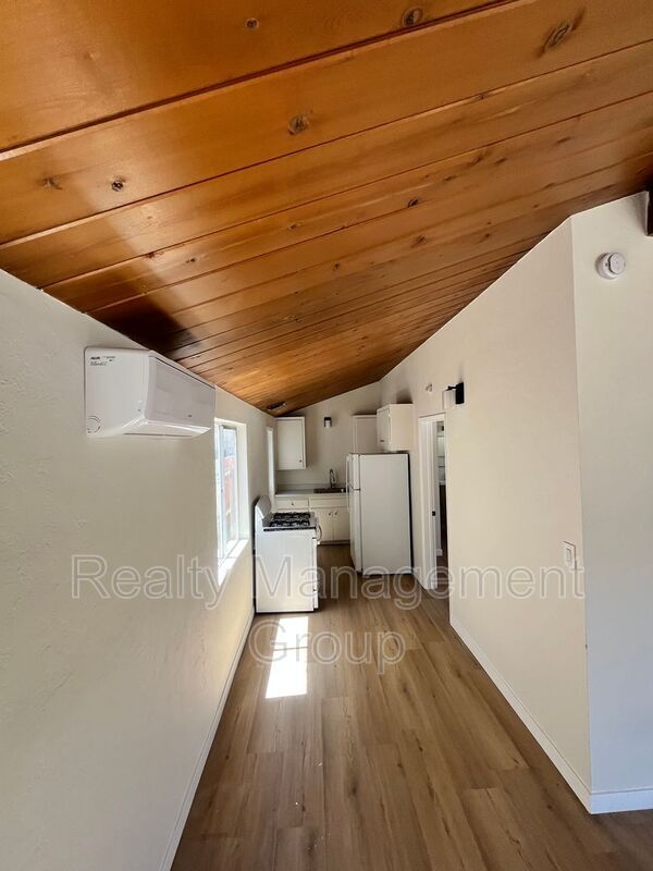 Foto del edificio - 4283 51st St