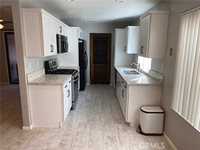 Foto del edificio - 1140 Mountain View Ln