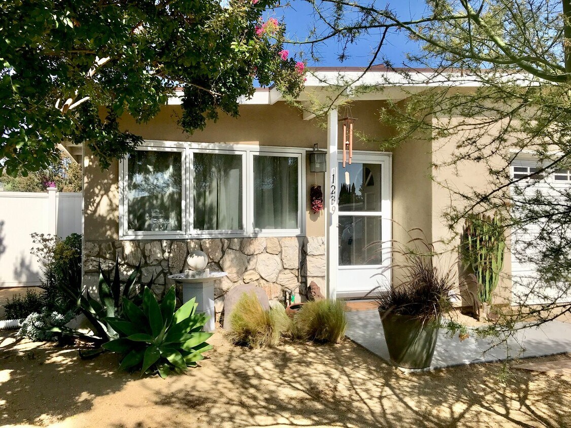 Foto principal - Ojai 2 bedroom 1 bathroom