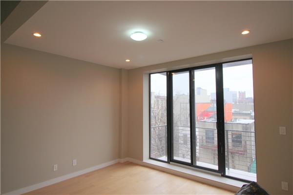 Building Photo - 516 Classon Ave
