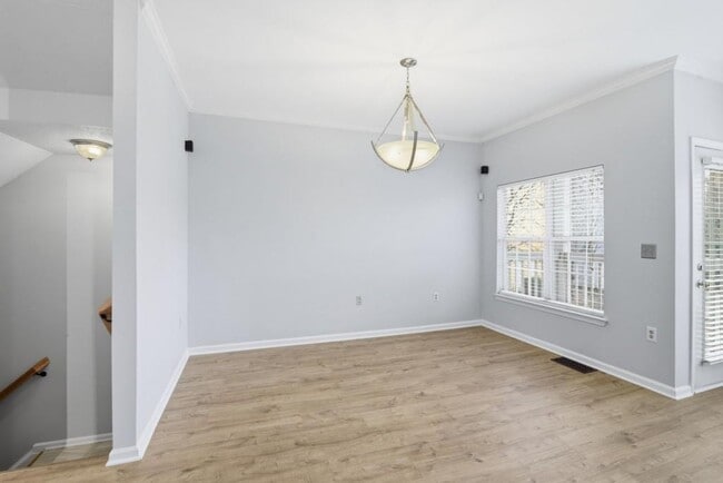 Building Photo - 1732 Pryor Rd SW