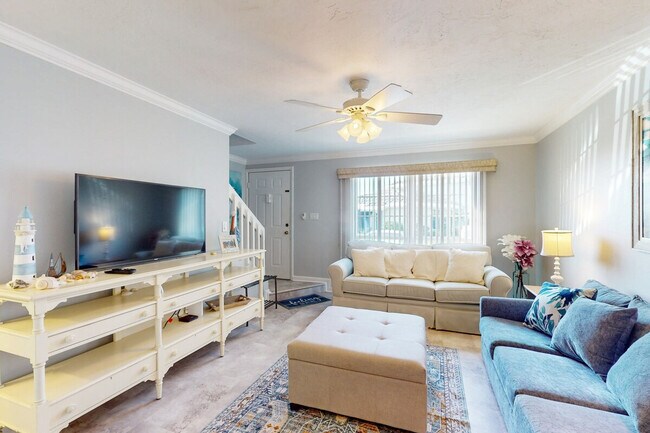 Foto del edificio - 65 Marco Villas E