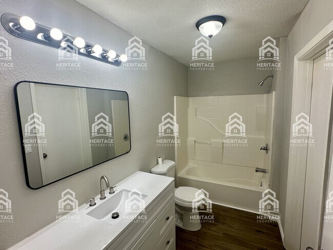 Foto del edificio - 708 Grayson St