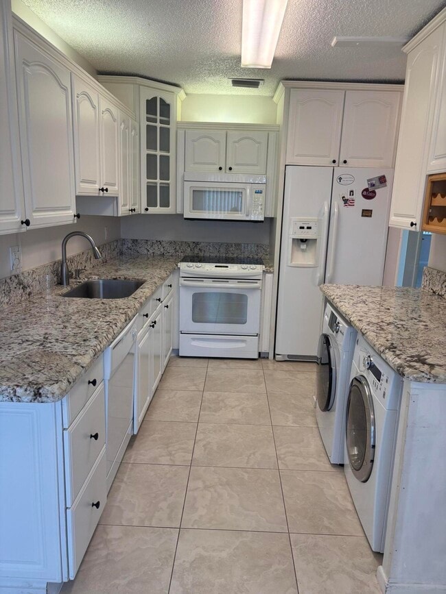 Building Photo - 20975 Covington Dr
