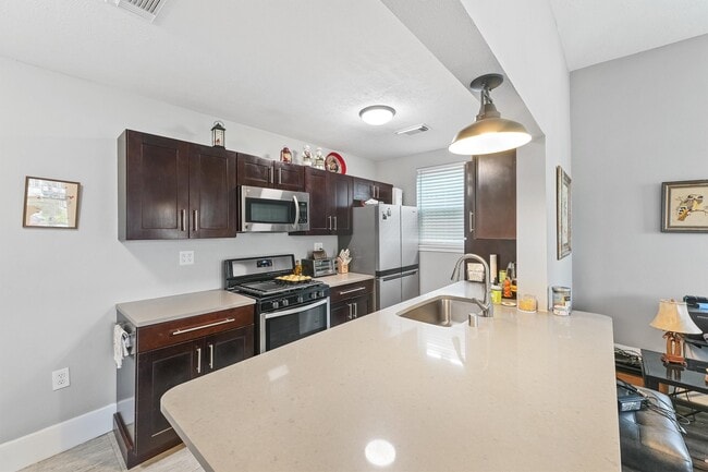 Building Photo - 4912 Avenue R