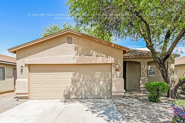 Building Photo - 934 E Silversmith Trail
