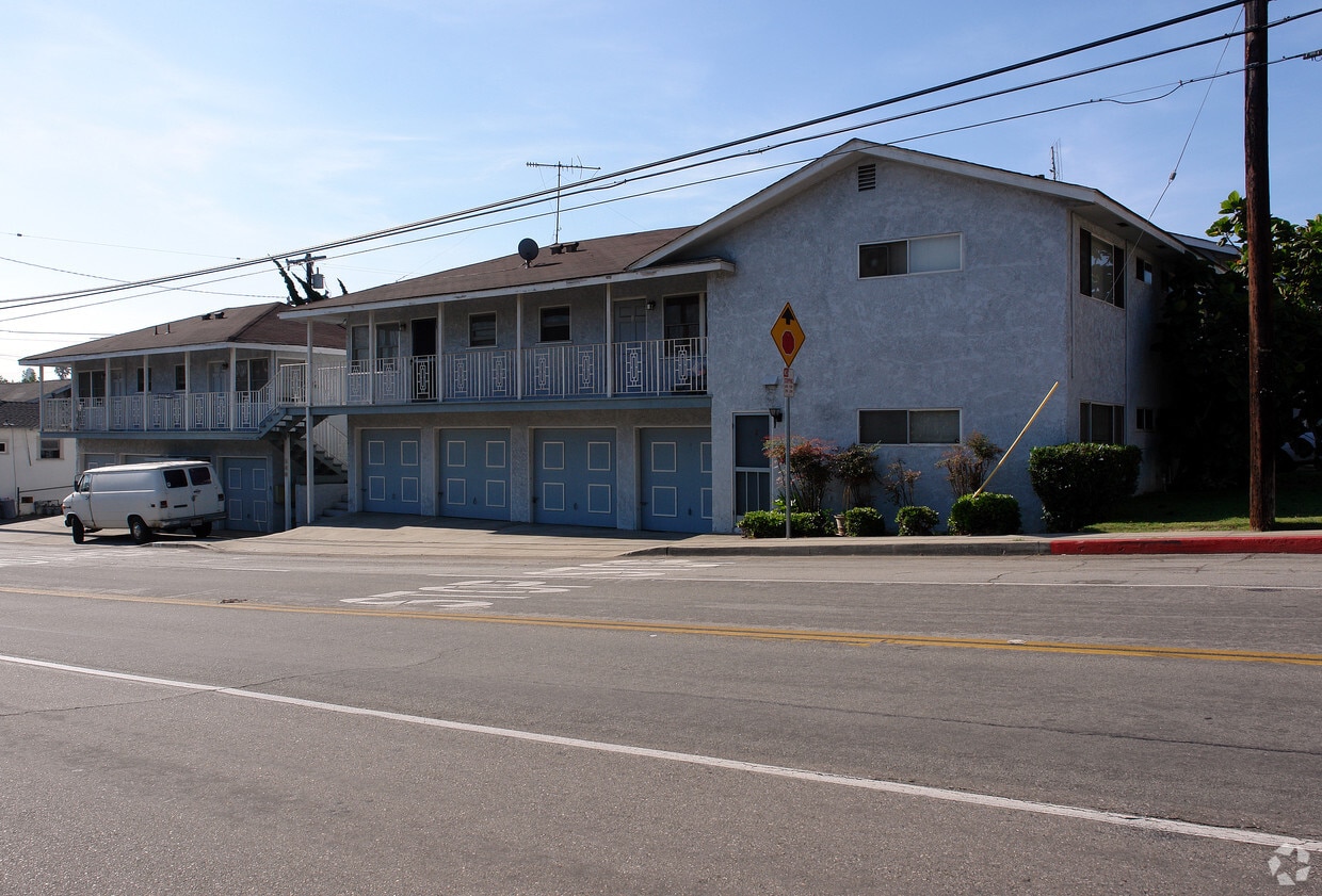 Foto principal - 520 W Grand Ave