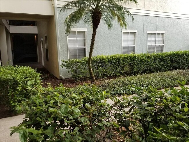 Foto del edificio - 14929 Arbor Springs Cir