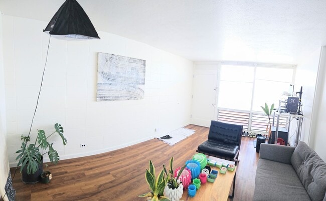 Photo - Makiki Punahou Hale Oahua Unfurnished 1 Bedroom 1 Bathroom Condominium