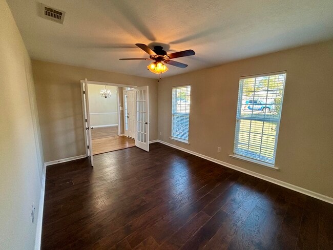 Foto del edificio - 4477 Country Glen Cir