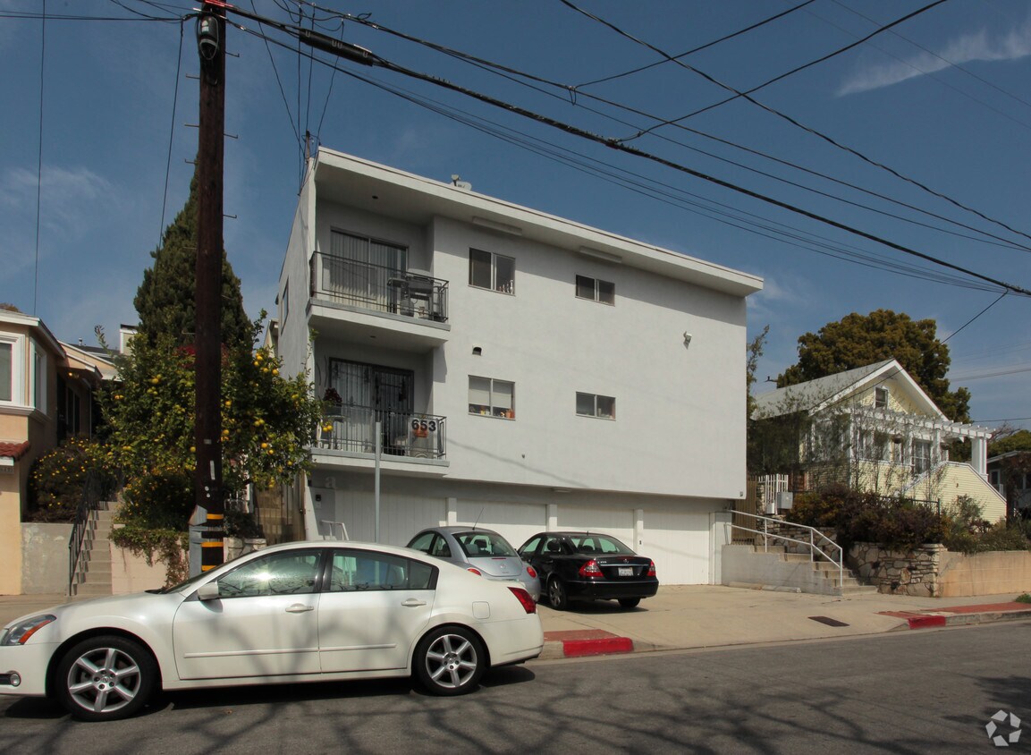 Building Photo - 653 Pier Ave