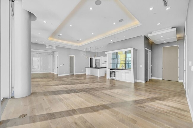 Building Photo - 3726 S Las Vegas Blvd