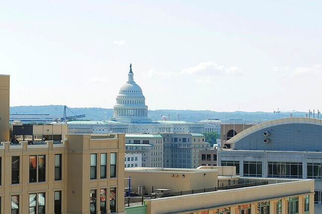 Foto del edificio - 400 Massachusetts Ave NW