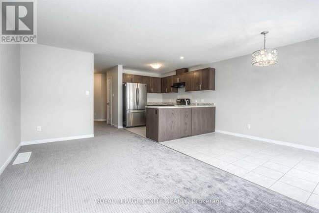 Building Photo - 135 Hardcastle Dr