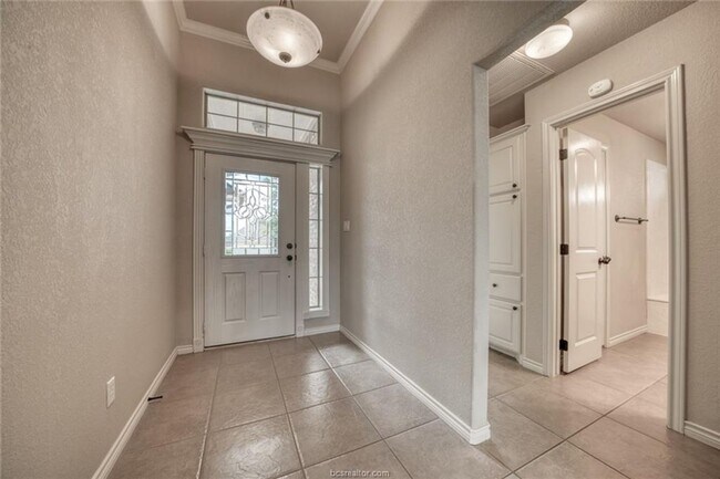 Foto del edificio - Available August 2026! Adorable 3/2 House in South College Station!